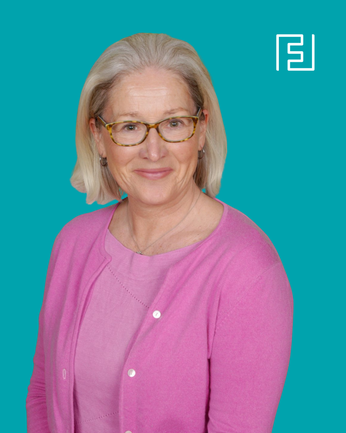 Photo of Sarah Brett